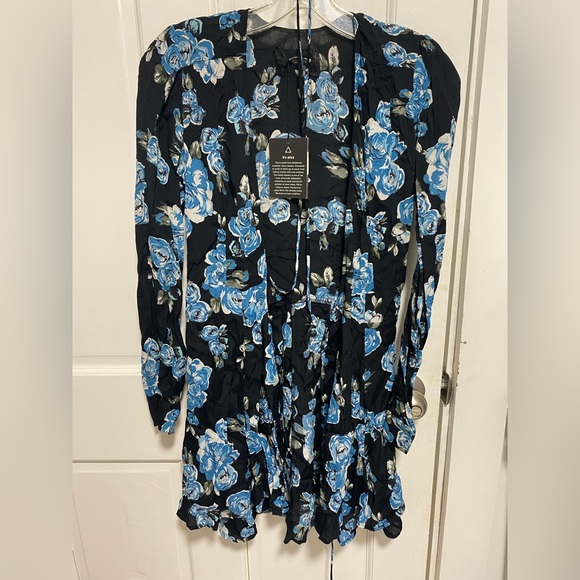 Reformation Petites Leslie DressS - Picture 3 of 11